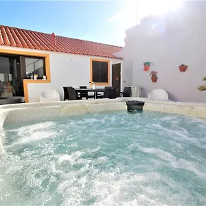 - Mar - Private Outdoor Jacuzzi - Wifi & Airco - By Bedzy Holiday home